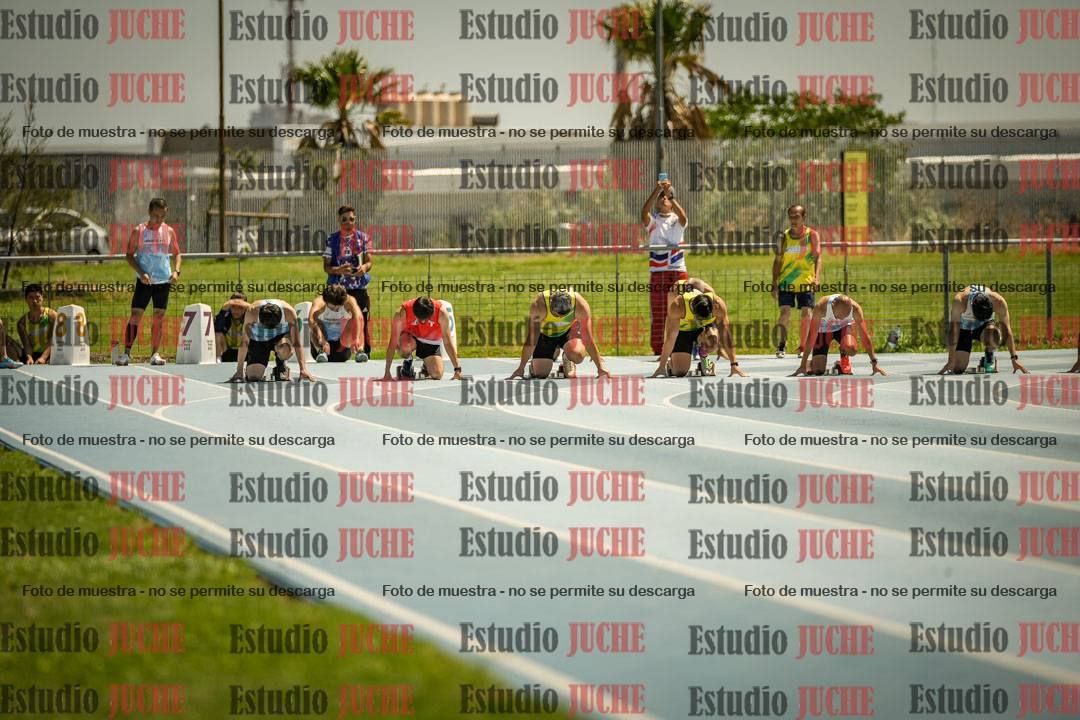 Fotos de los 100mts llanos de varones MASTER - FINAL (1 y 2)