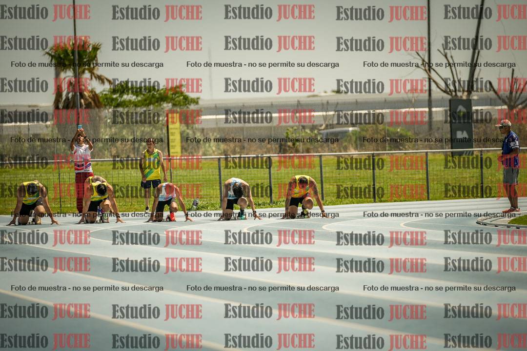 Fotos de los 100mts llanos de varones MASTER - FINAL (1 y 2)