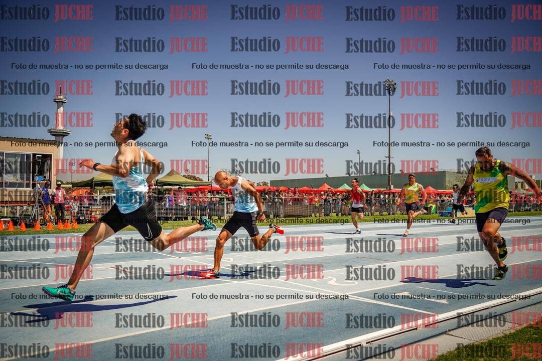 Fotos de los 100mts llanos de varones MASTER - FINAL (1 y 2)