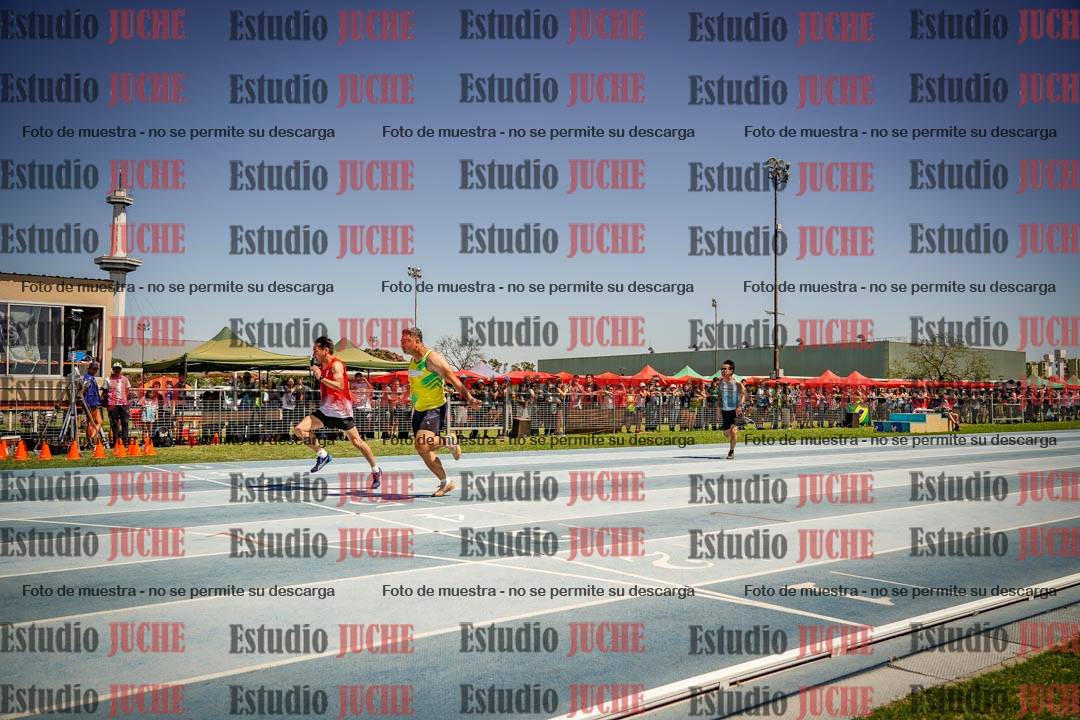 Fotos de los 100mts llanos de varones MASTER - FINAL (1 y 2)