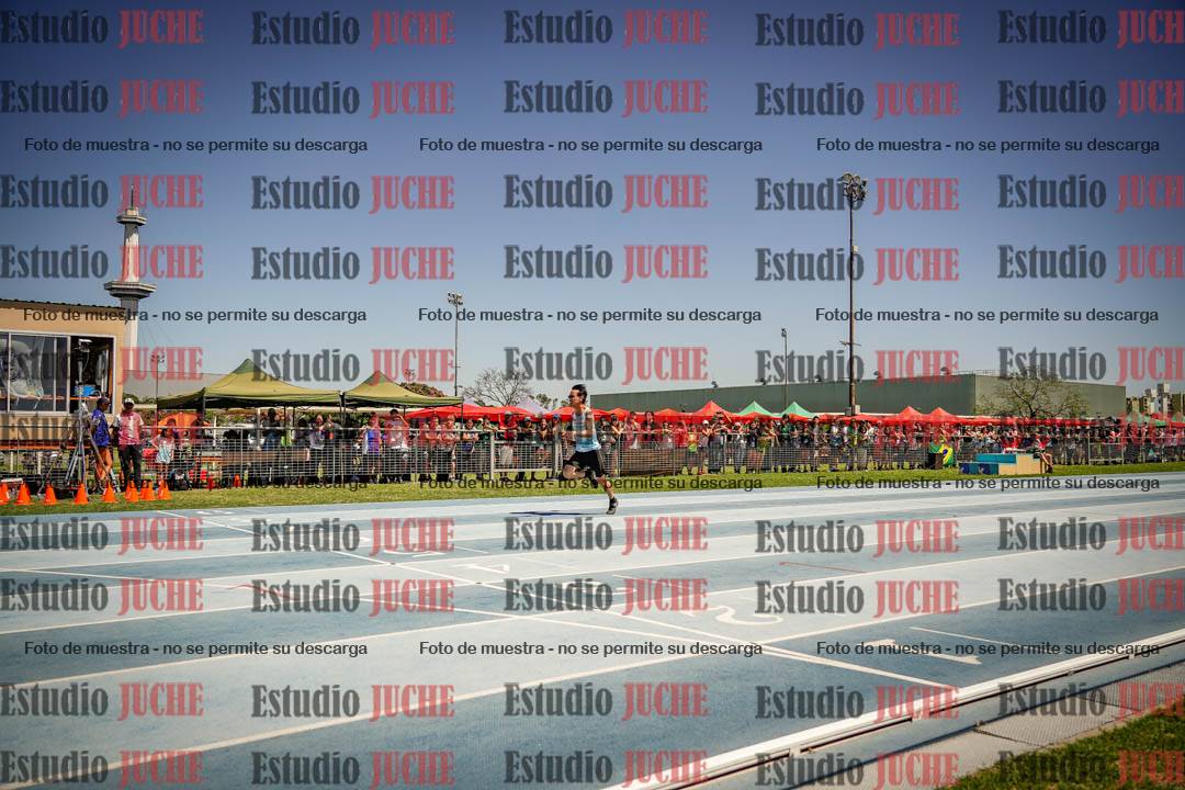Fotos de los 100mts llanos de varones MASTER - FINAL (1 y 2)