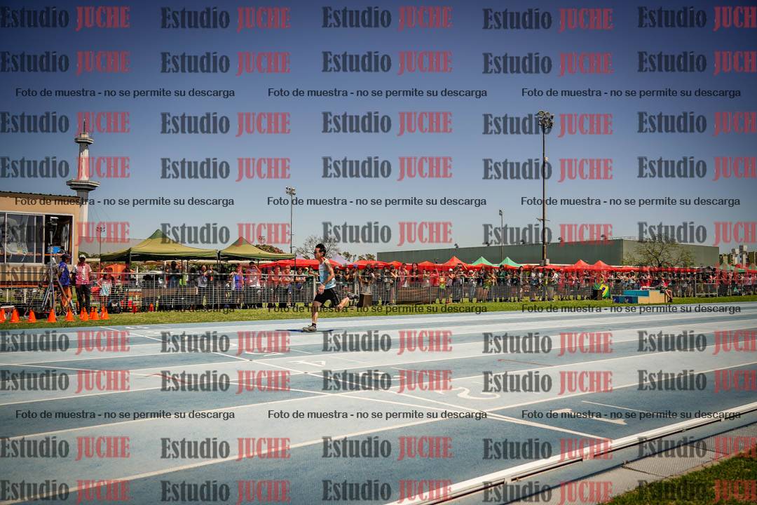 Fotos de los 100mts llanos de varones MASTER - FINAL (1 y 2)