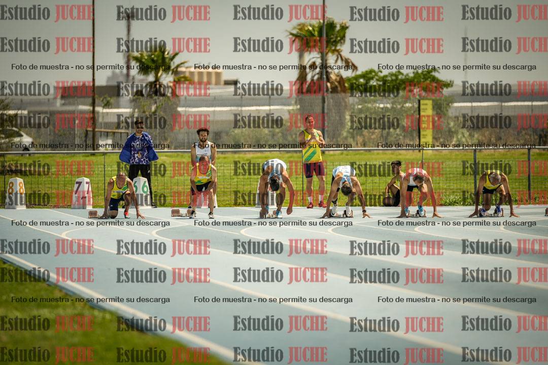 Fotos de los 100mts llanos de varones MASTER - FINAL (1 y 2)