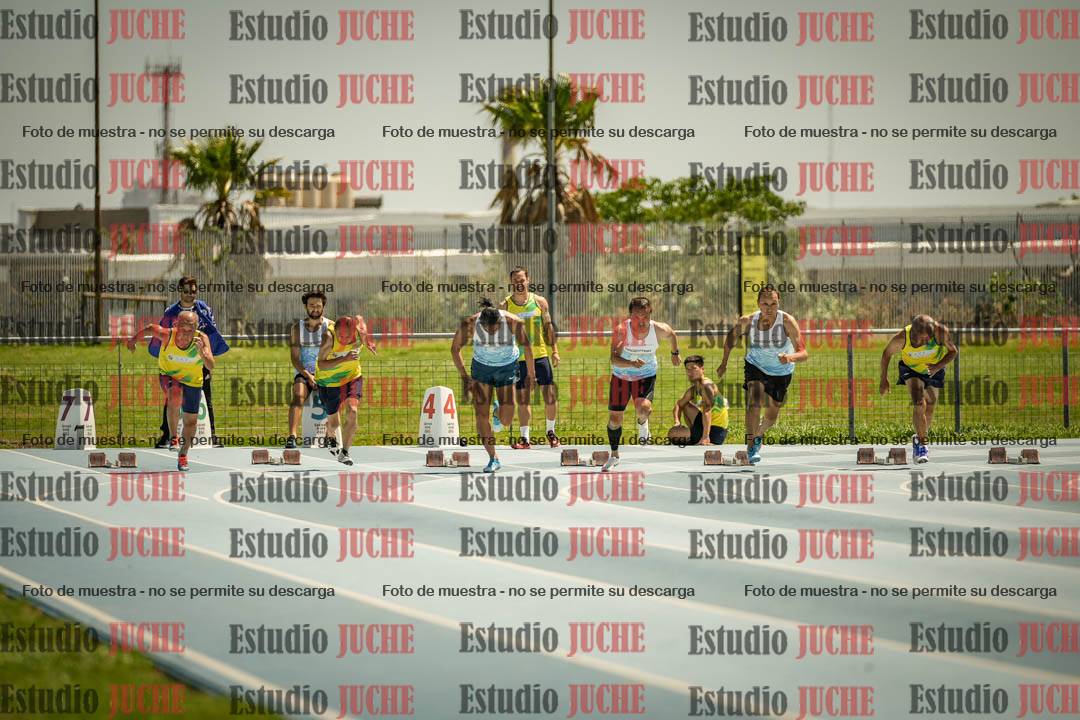 Fotos de los 100mts llanos de varones MASTER - FINAL (1 y 2)