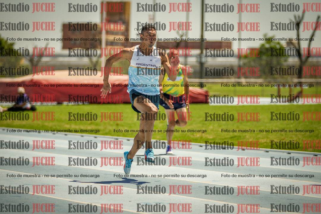 Fotos de los 100mts llanos de varones MASTER - FINAL (1 y 2)