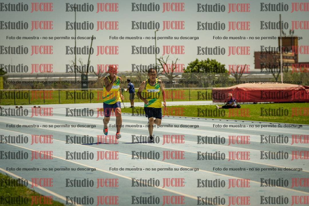 Fotos de los 100mts llanos de varones MASTER - FINAL (1 y 2)