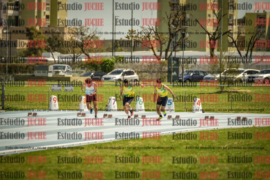 Fotos de los 100mts llanos de varones - decatlón 1