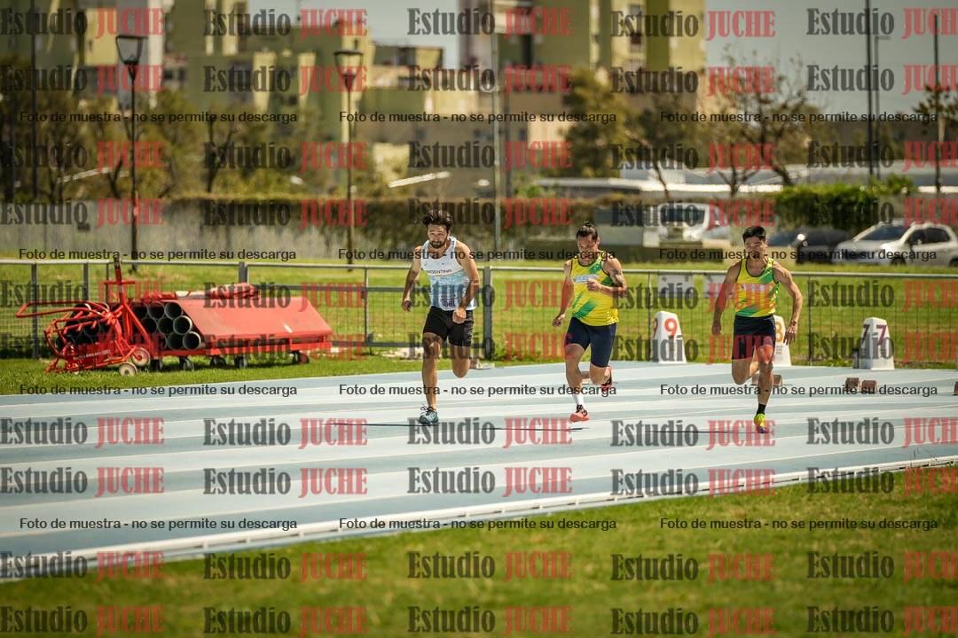Fotos de los 100mts llanos de varones - decatlón 1