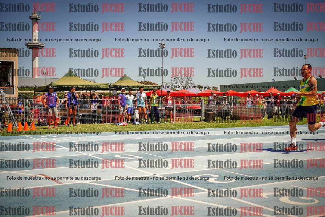 Fotos de los 100mts llanos de varones - decatlón 1
