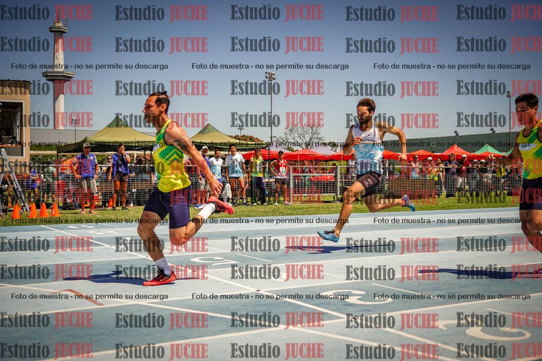 Fotos de los 100mts llanos de varones - decatlón 1