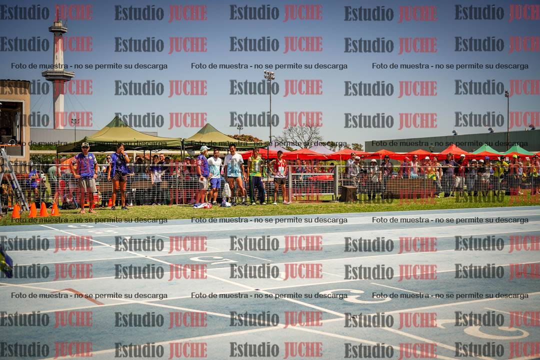 Fotos de los 100mts llanos de varones - decatlón 1