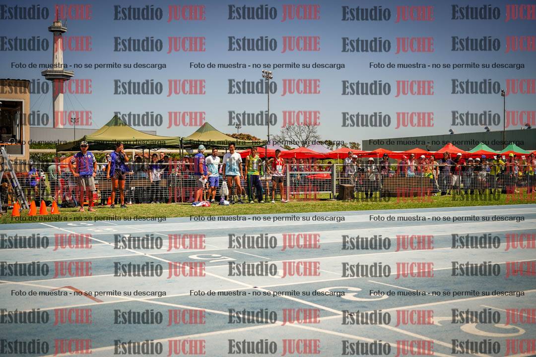 Fotos de los 100mts llanos de varones - decatlón 1