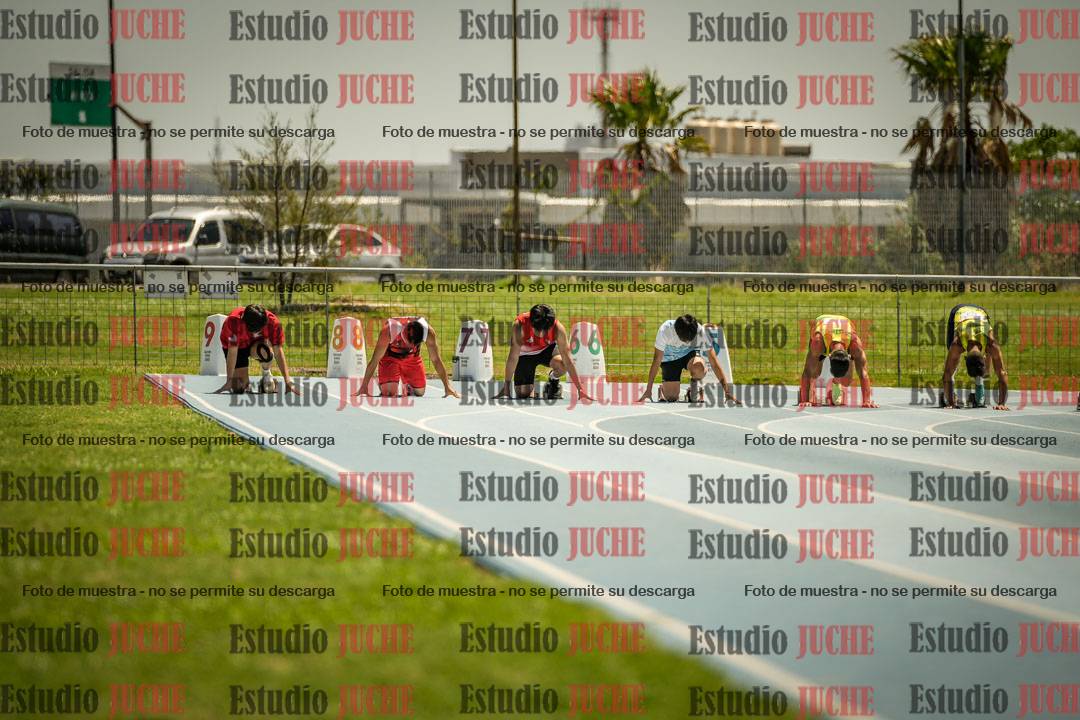 Fotos de los 100mts llanos de varones LIBRE - FINAL