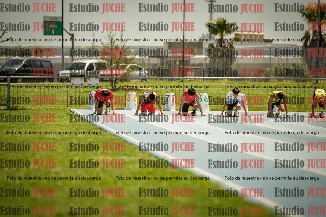 Fotos de los 100mts llanos de varones LIBRE - FINAL