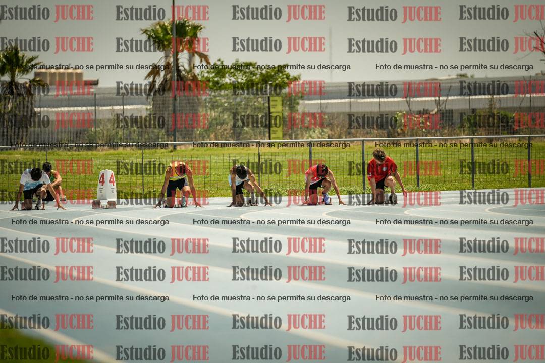 Fotos de los 100mts llanos de varones LIBRE - FINAL