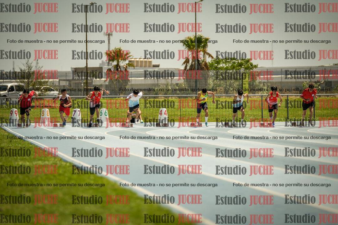 Fotos de los 100mts llanos de varones LIBRE - FINAL
