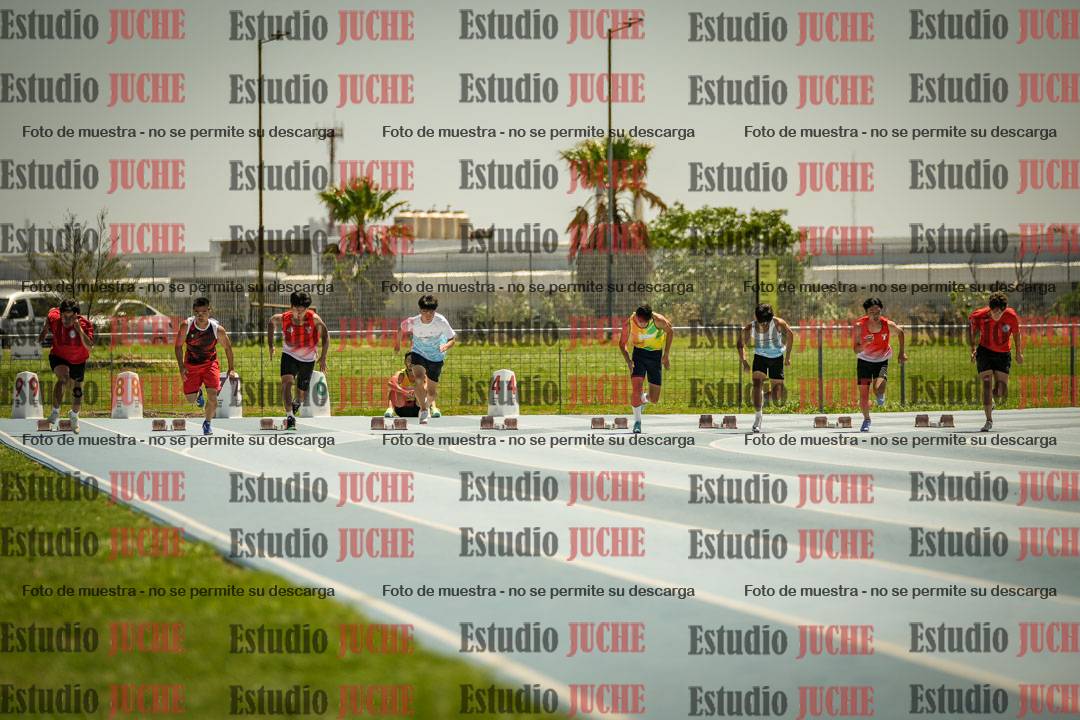 Fotos de los 100mts llanos de varones LIBRE - FINAL