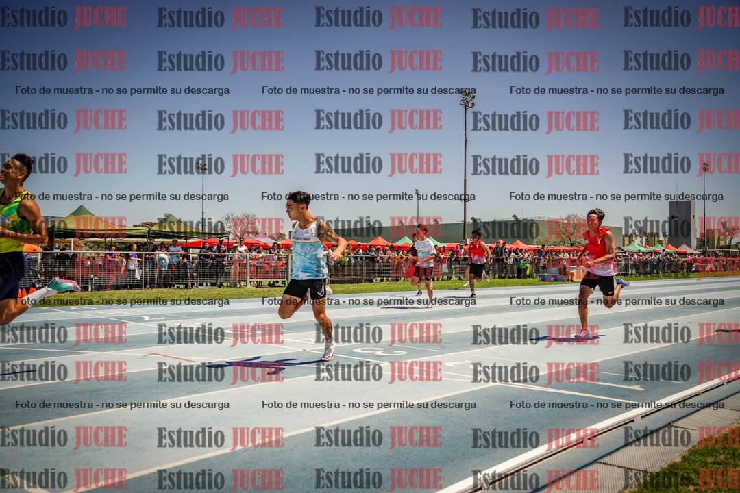 Fotos de los 100mts llanos de varones LIBRE - FINAL