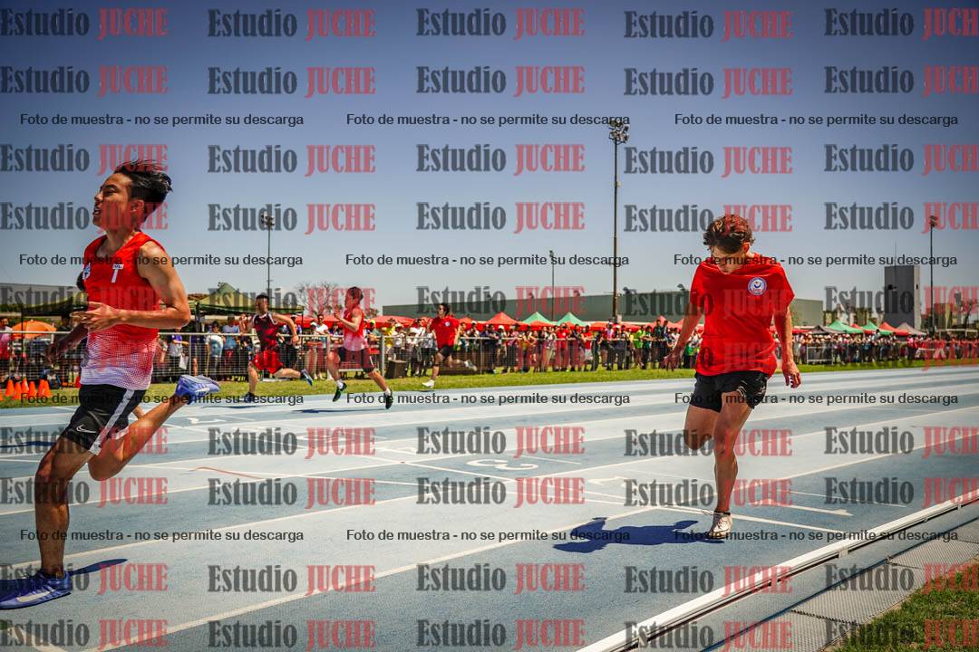 Fotos de los 100mts llanos de varones LIBRE - FINAL