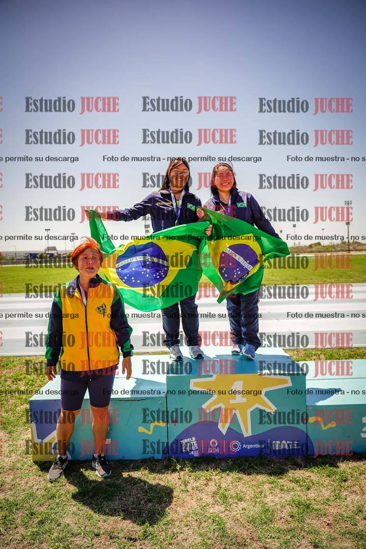 Fotos de algunos podios y extras del torneo