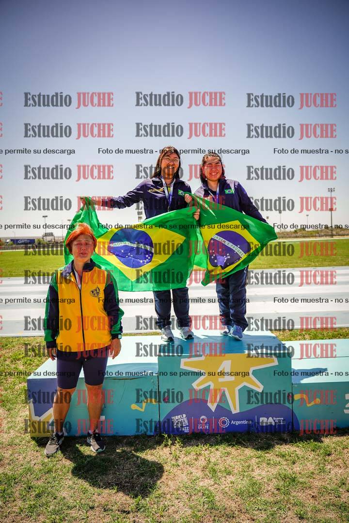 Fotos de algunos podios y extras del torneo