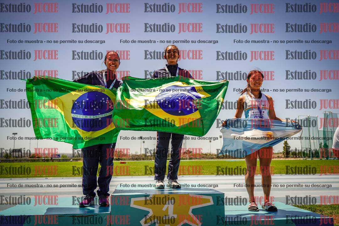 Fotos de algunos podios y extras del torneo
