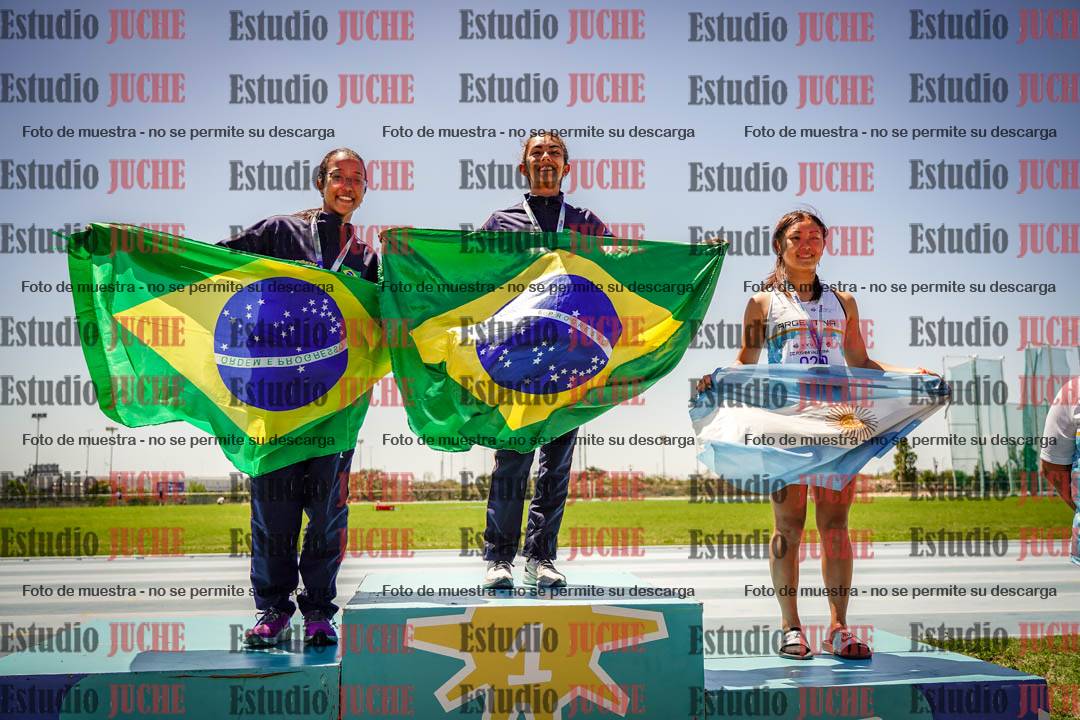 Fotos de algunos podios y extras del torneo