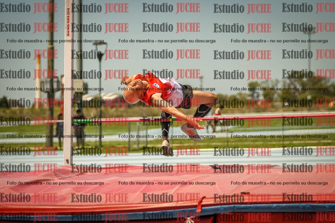Fotos del salto en alto de varones MASTER - FINAL