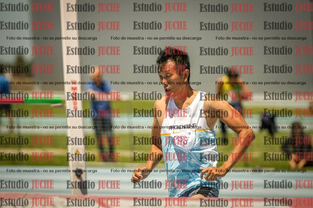 Fotos del salto en alto de varones MASTER - FINAL