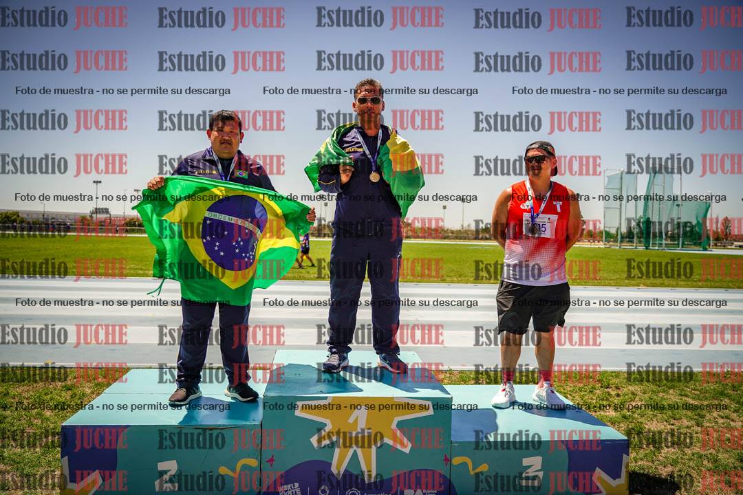 Fotos de algunos podios y extras del torneo