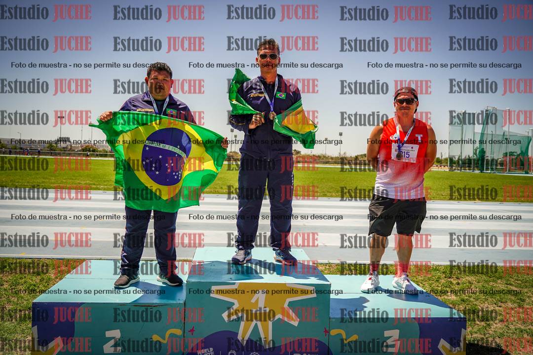 Fotos de algunos podios y extras del torneo