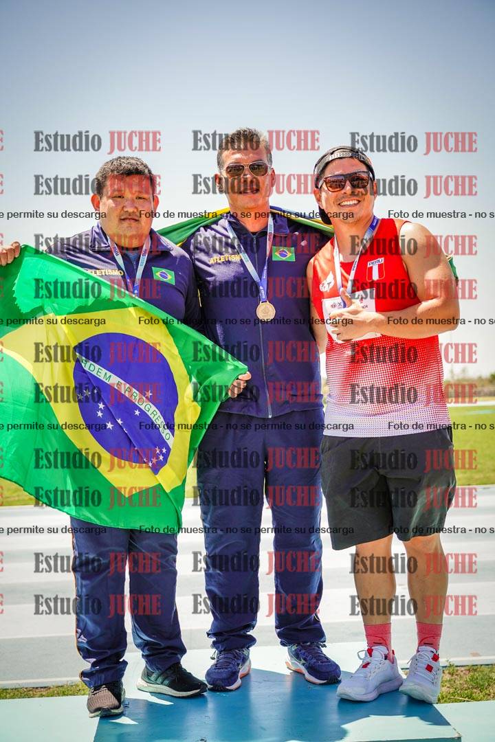 Fotos de algunos podios y extras del torneo