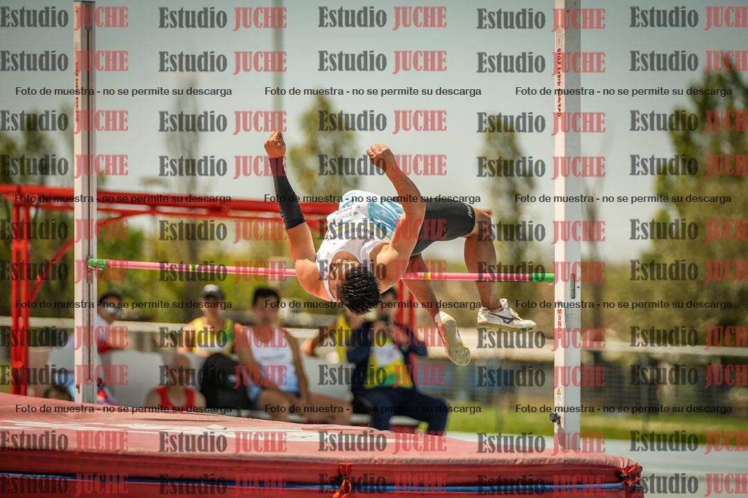 Fotos del salto en alto de varones MASTER - FINAL
