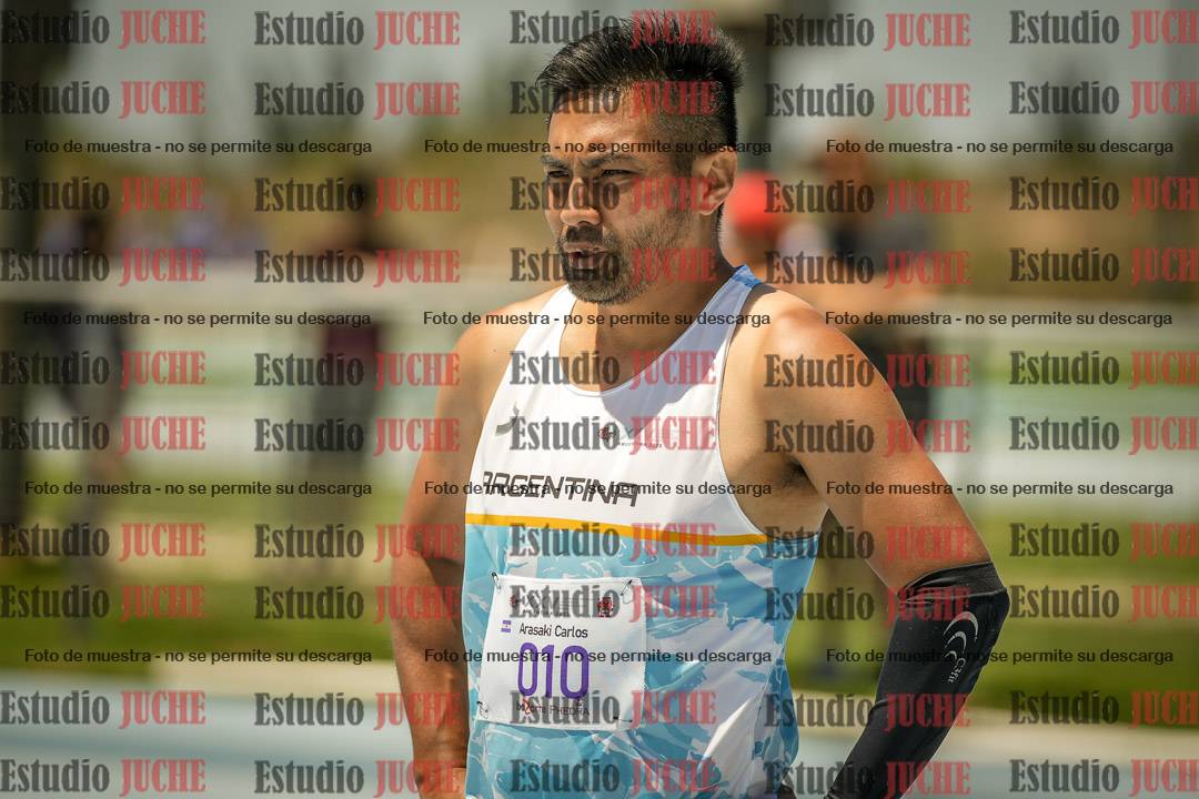 Fotos del salto en alto de varones MASTER - FINAL
