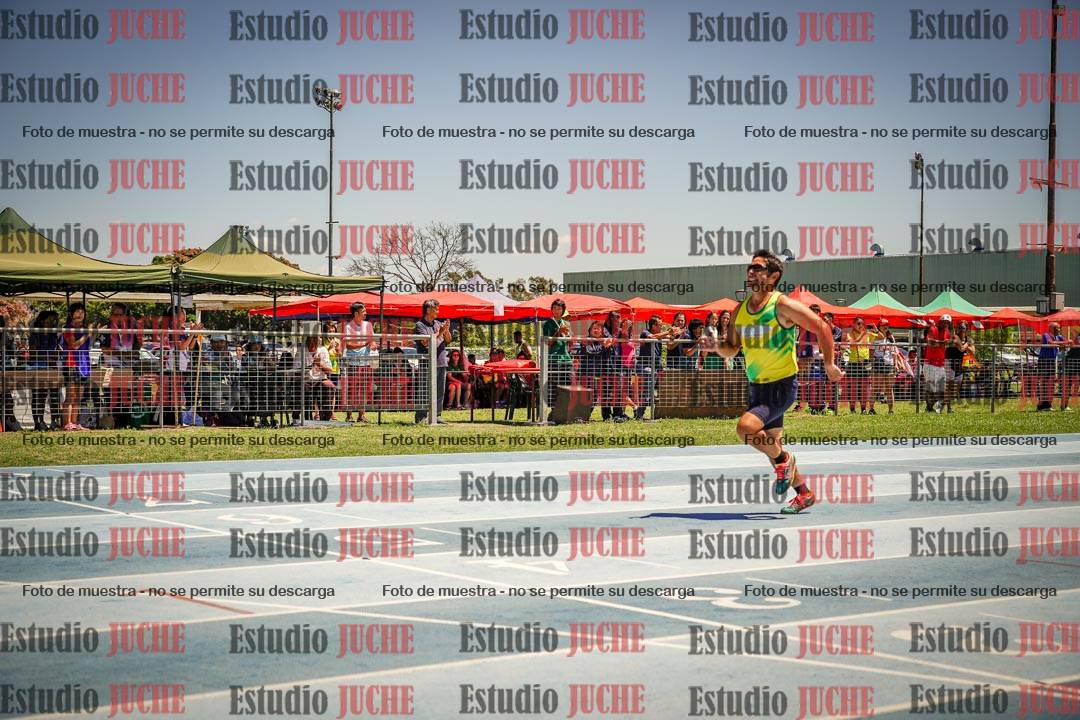 Fotos de los 400mts llanos de varones MASTER - FINAL