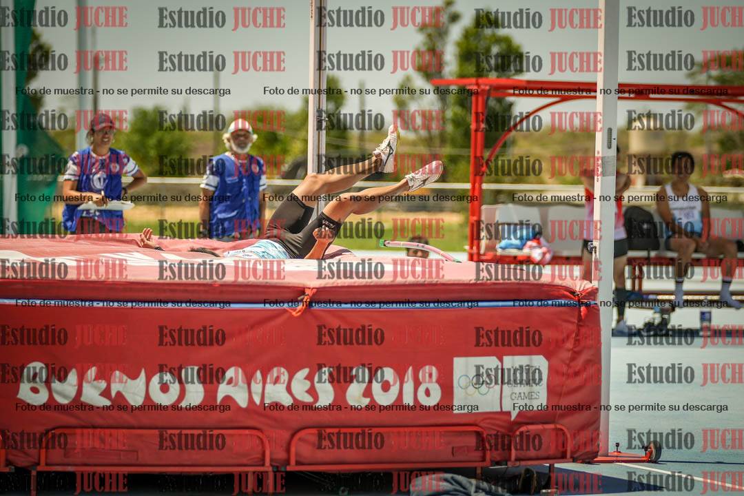 Fotos del salto en alto de varones MASTER - FINAL