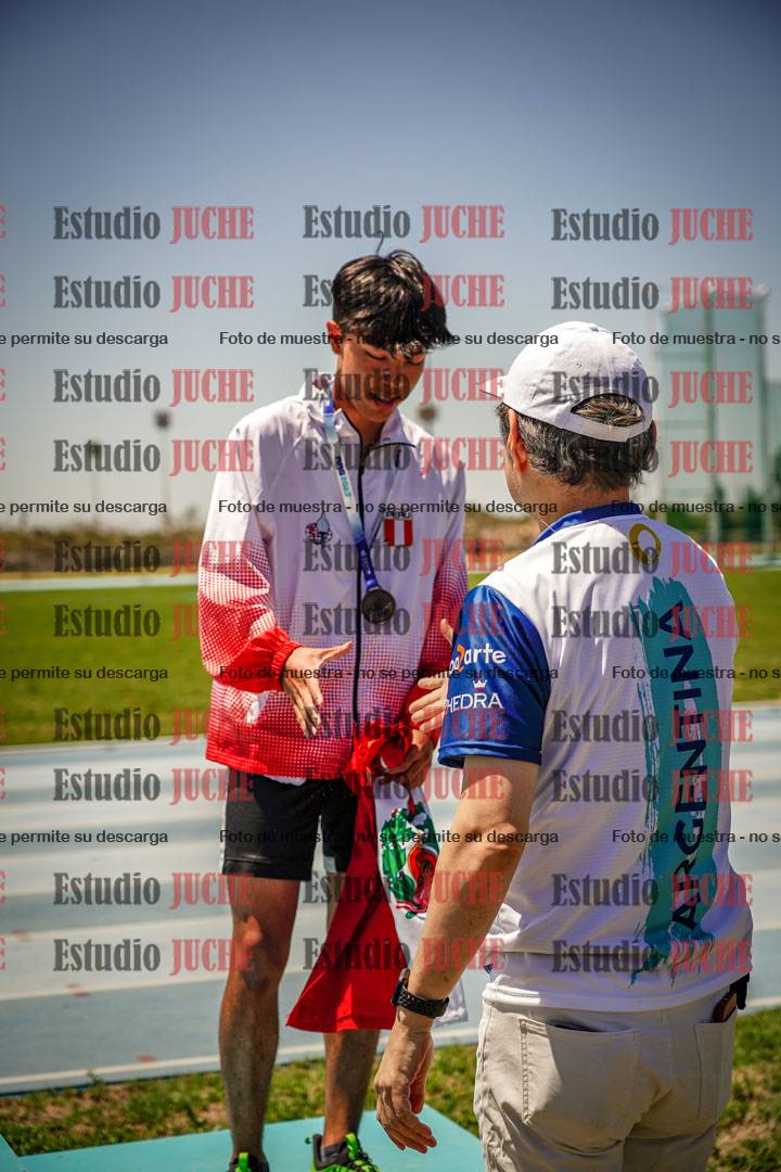 Fotos de algunos podios y extras del torneo