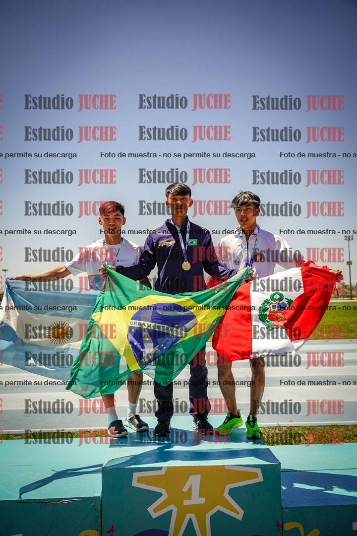 Fotos de algunos podios y extras del torneo
