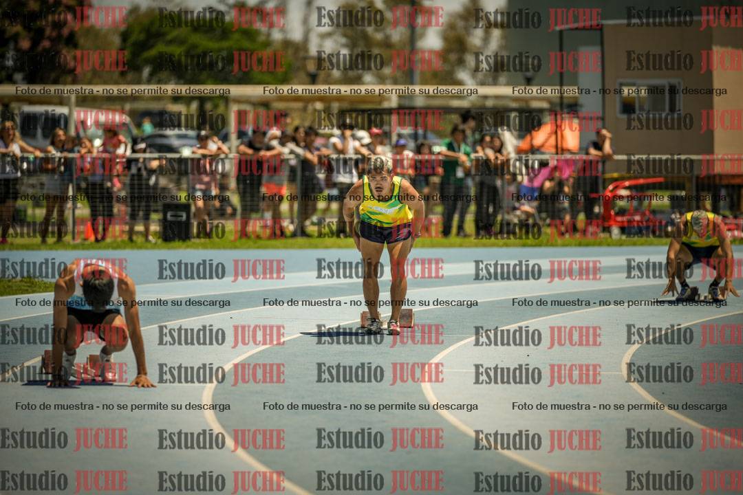 Fotos de los 400mts llanos de varones LIBRE - FINAL