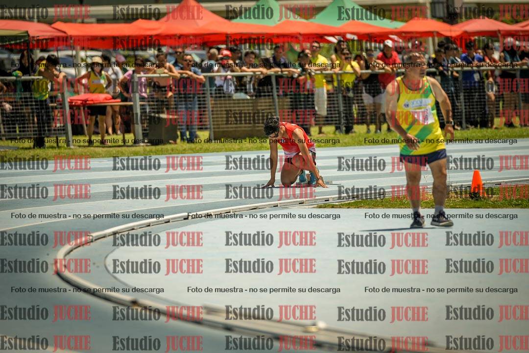 Fotos de los 400mts llanos de varones LIBRE - FINAL