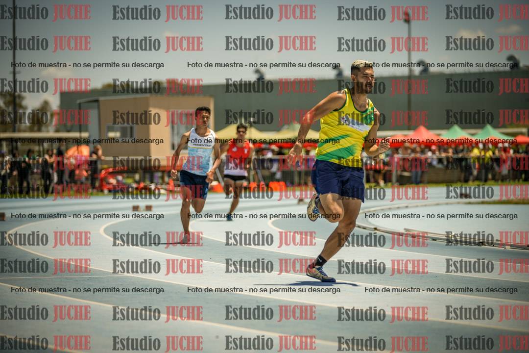 Fotos de los 400mts llanos de varones LIBRE - FINAL