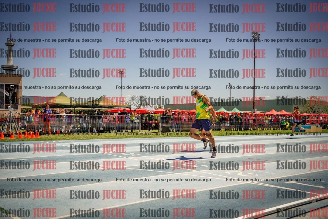 Fotos de los 400mts llanos de varones LIBRE - FINAL