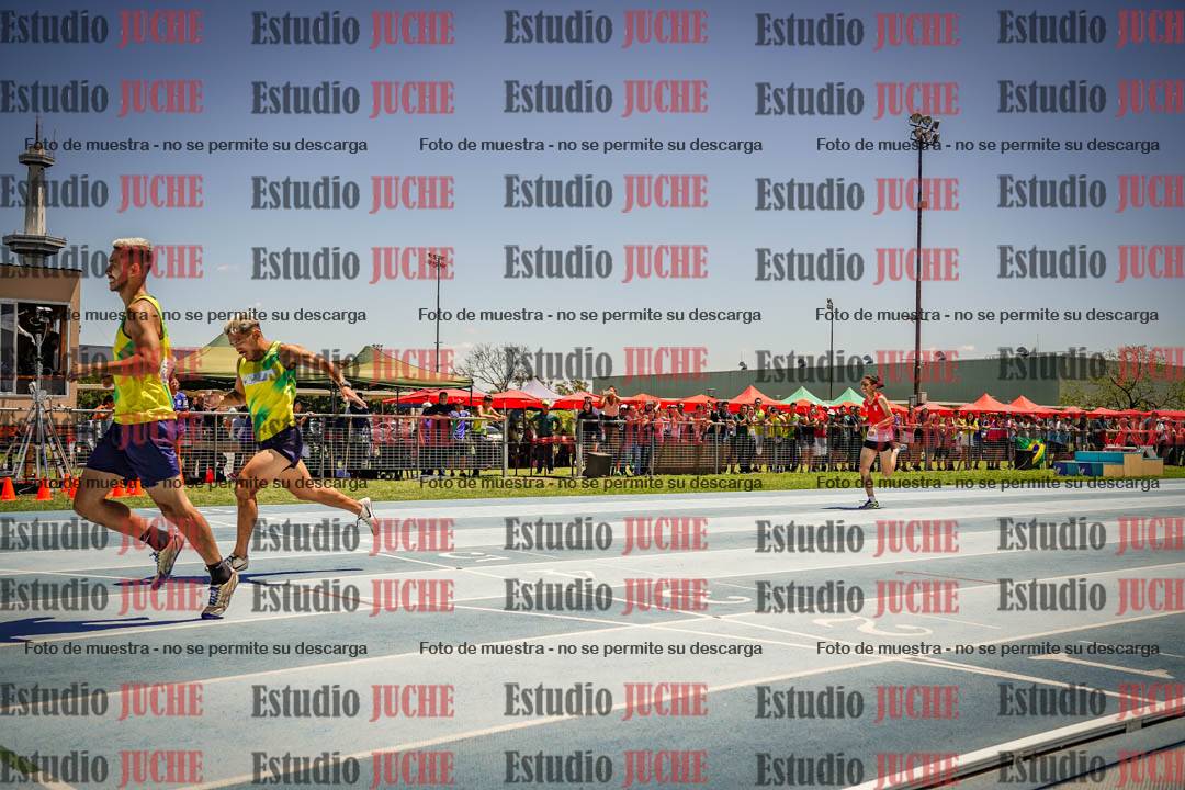 Fotos de los 400mts llanos de varones LIBRE - FINAL