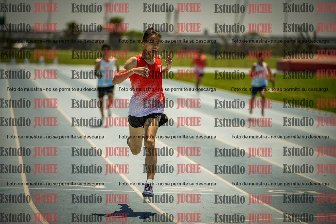 Fotos de los 400mts llanos de varones LIBRE - FINAL