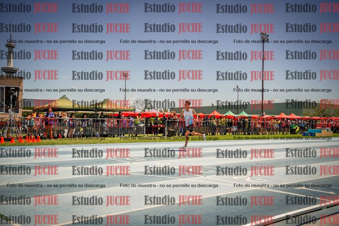 Fotos de los 400mts llanos de varones LIBRE - FINAL