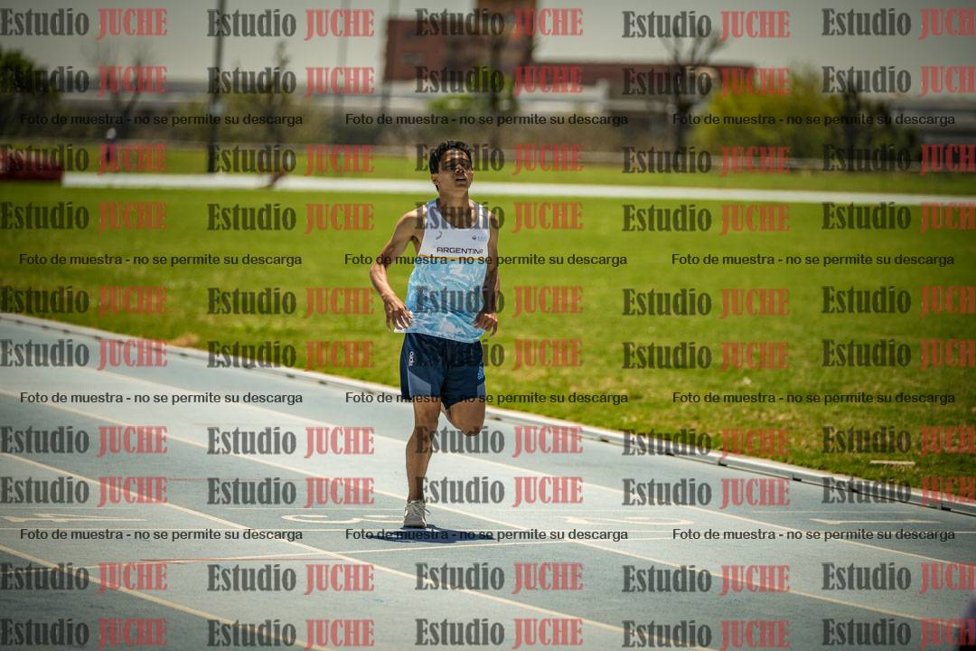 Fotos de los 400mts llanos de varones LIBRE - FINAL