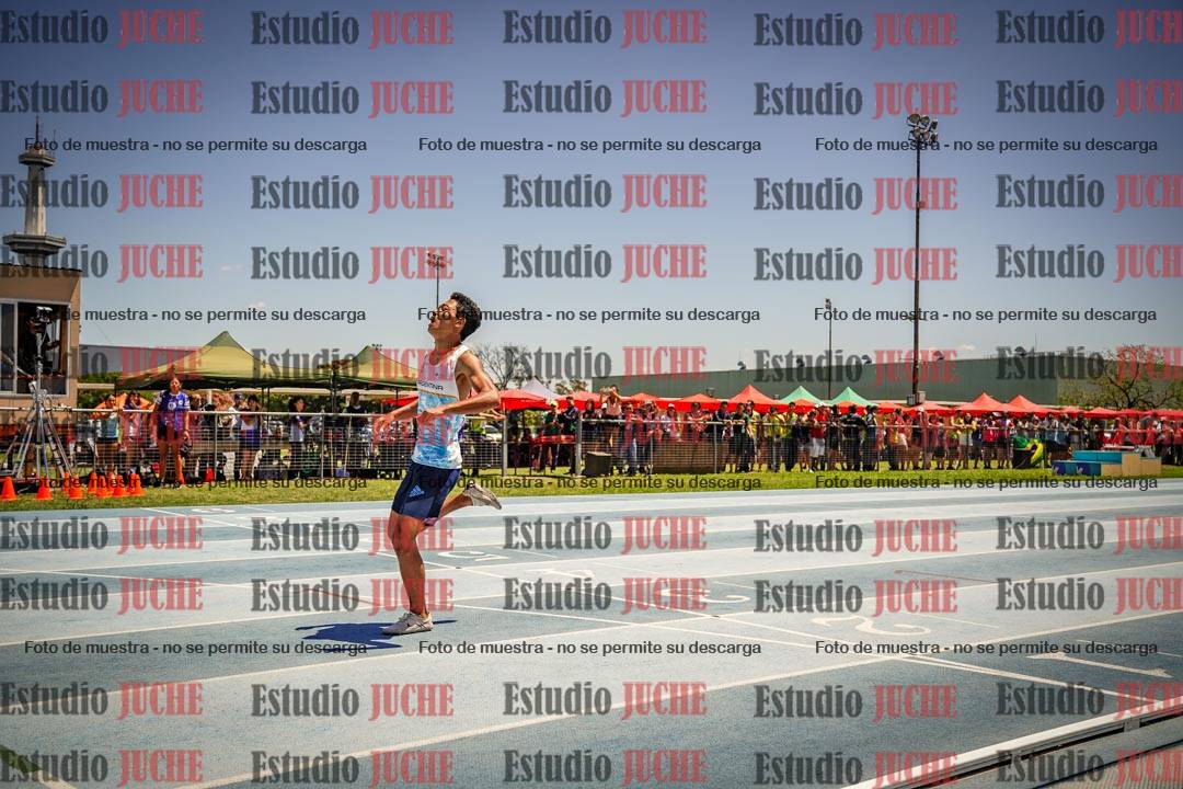 Fotos de los 400mts llanos de varones LIBRE - FINAL