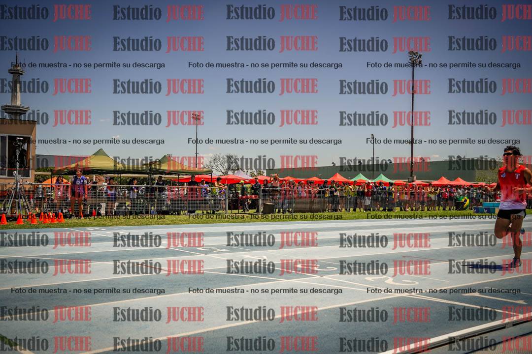 Fotos de los 400mts llanos de varones LIBRE - FINAL