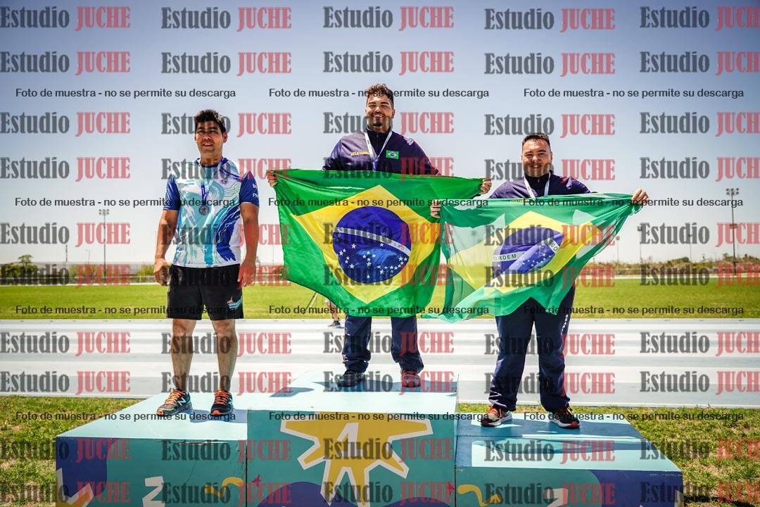 Fotos de algunos podios y extras del torneo