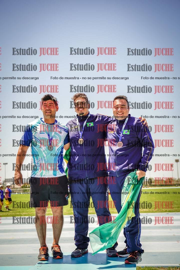 Fotos de algunos podios y extras del torneo